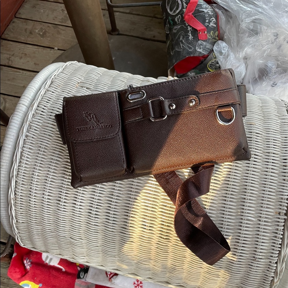 Fannie leather pack
